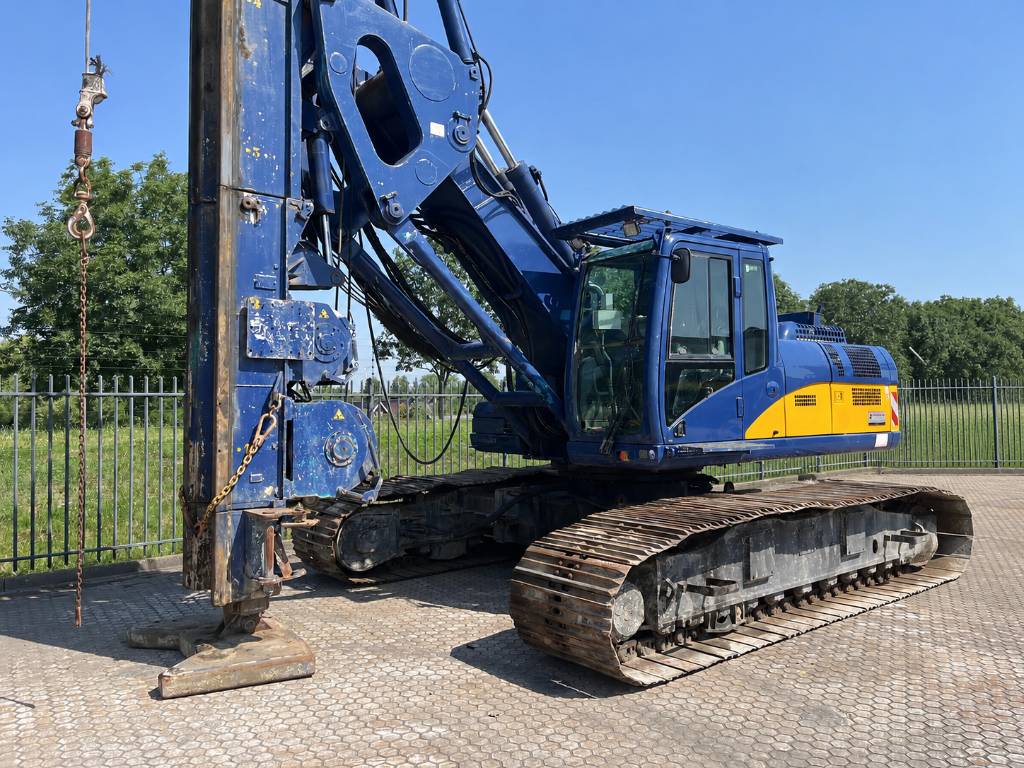 Soilmec SR40 Drilling Rig Cat 325