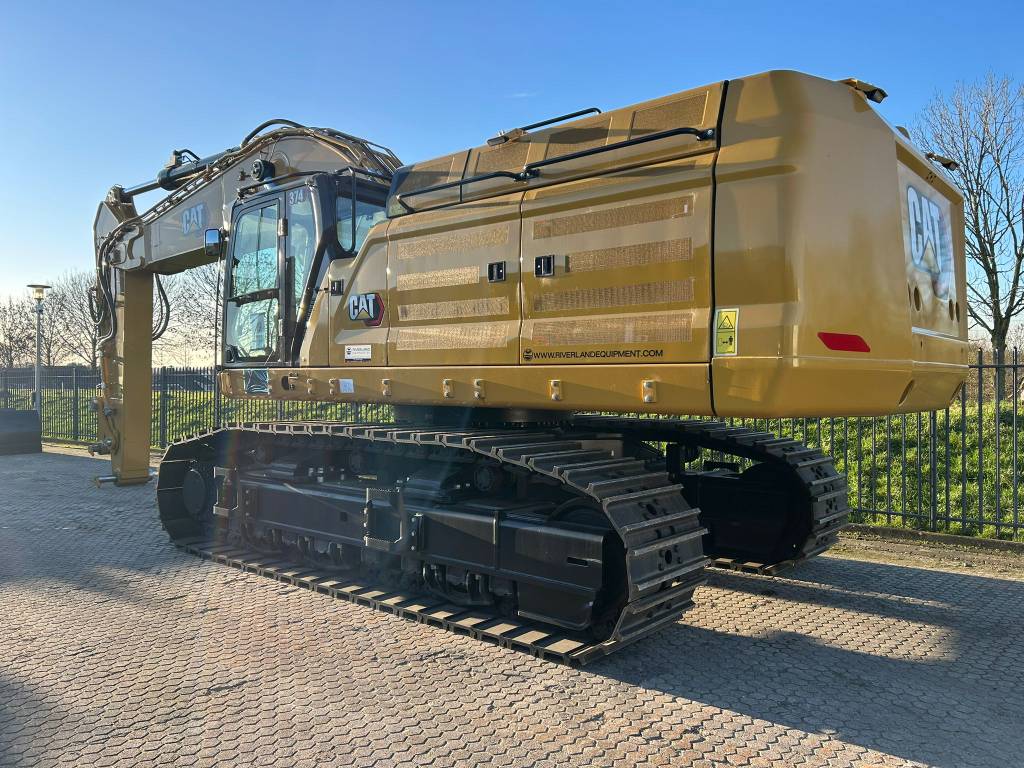 CAT 374 2024 with all hydr lines factory CE and EPA