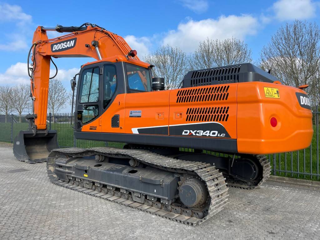 Doosan DX340 LC new unused factory EPA and CE hammerlines